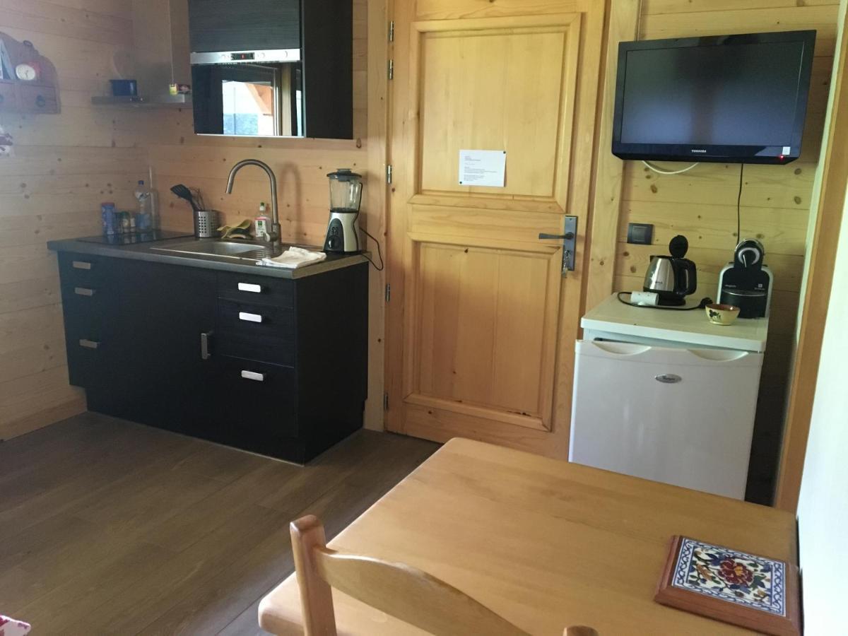 Appartement 1 Pièce Situé Dans Un *